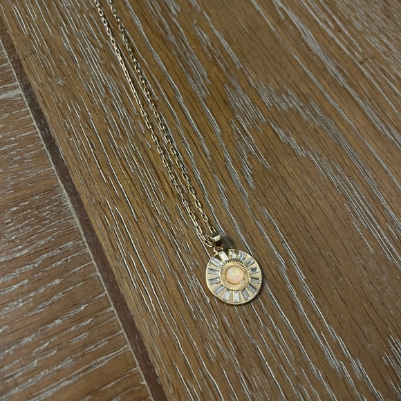 Necklace - Picture 2 of 3